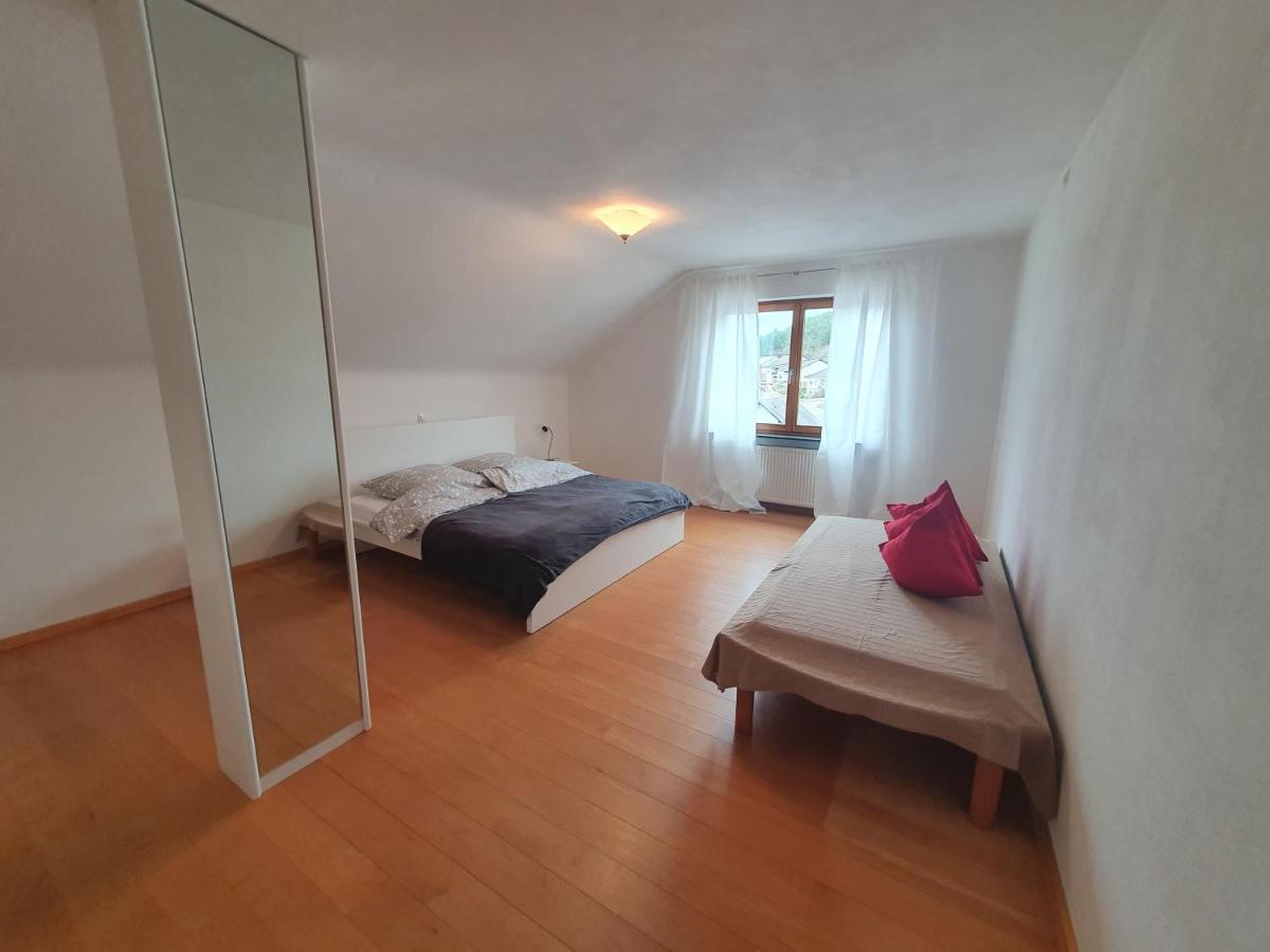 Ferienwohnung Nussbaum メルツィッヒ エクステリア 写真