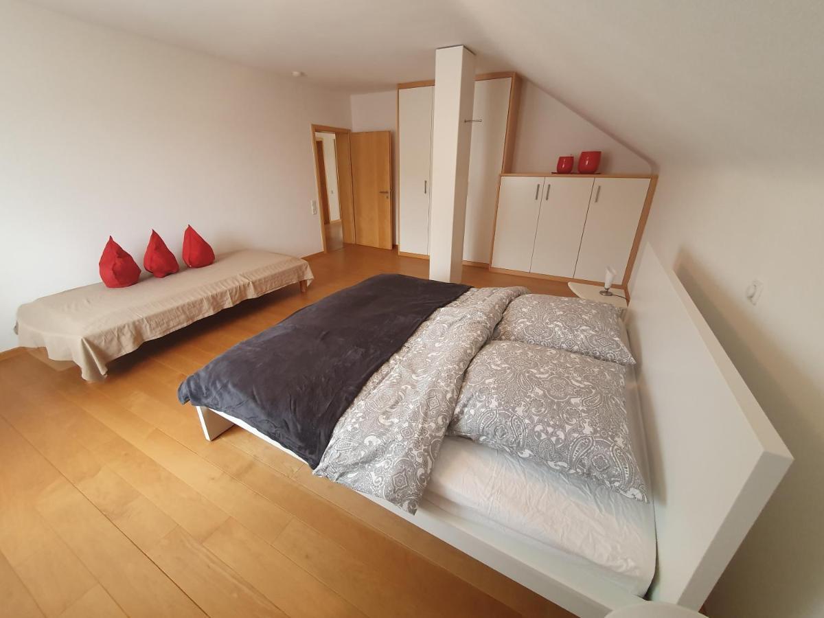 Ferienwohnung Nussbaum メルツィッヒ エクステリア 写真